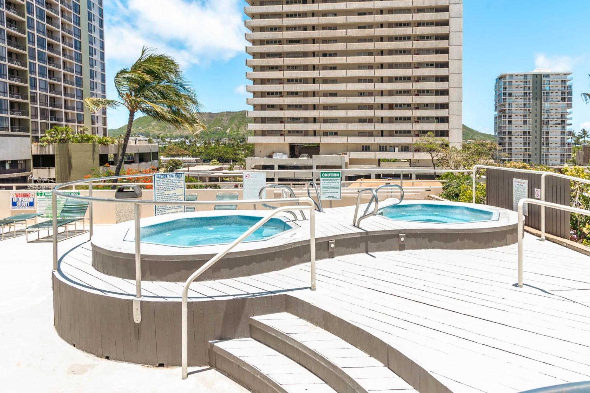 Aloha Vibes With Ocean Views, Near Beach & Parking! Honolulu Exteriör bild