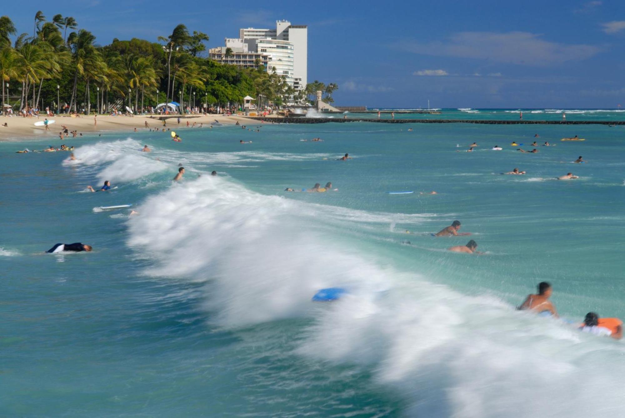 Aloha Vibes With Ocean Views, Near Beach & Parking! Honolulu Exteriör bild