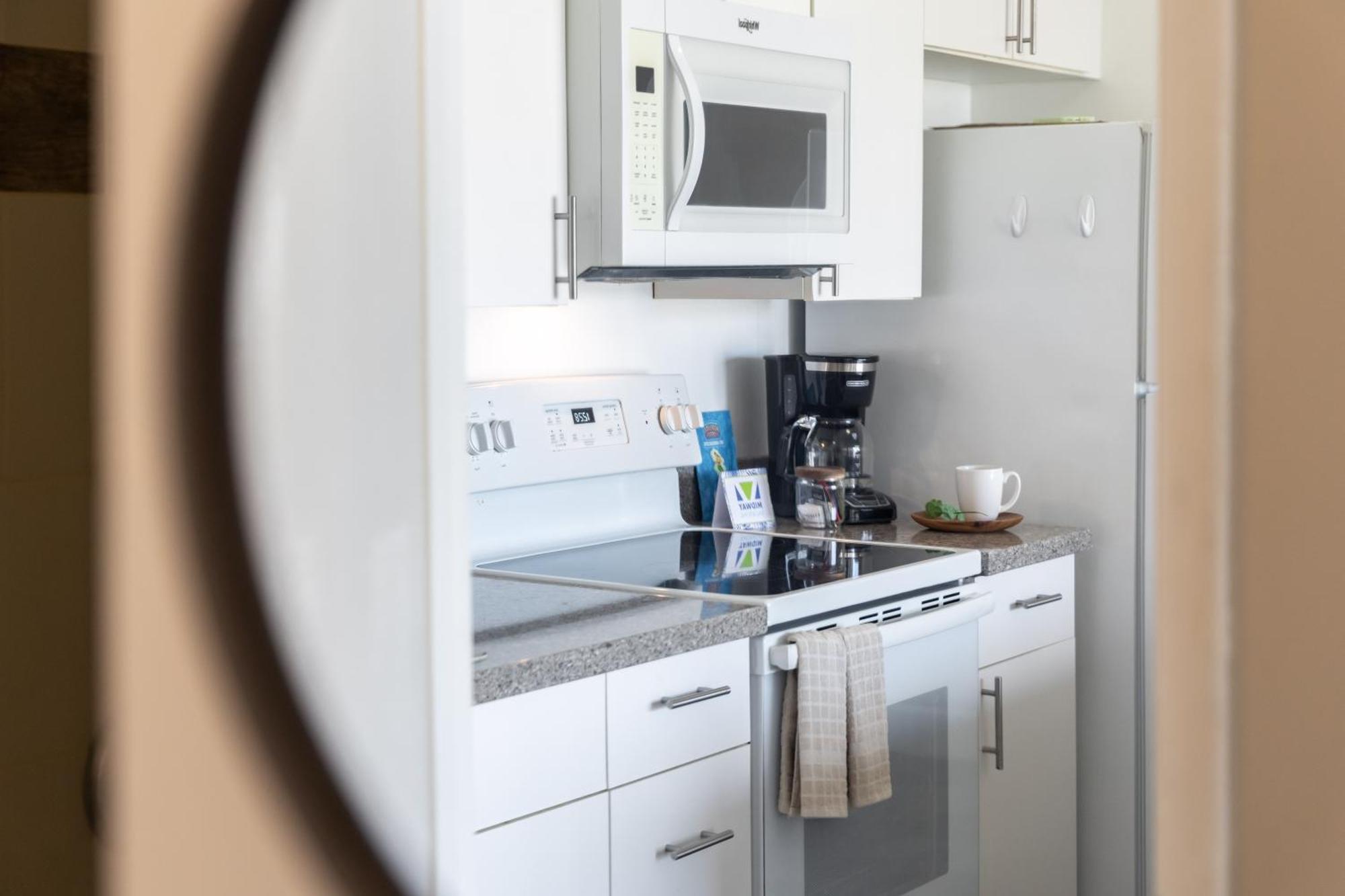Aloha Vibes With Ocean Views, Near Beach & Parking! Honolulu Exteriör bild
