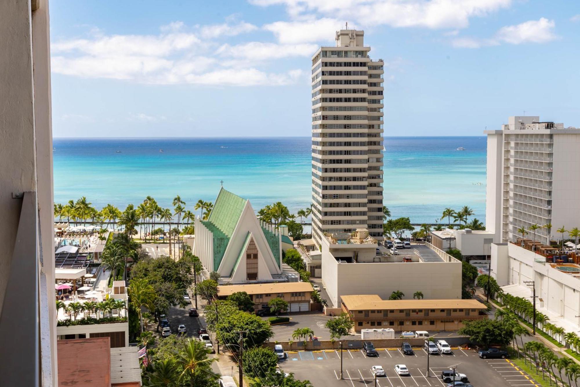 Aloha Vibes With Ocean Views, Near Beach & Parking! Honolulu Exteriör bild