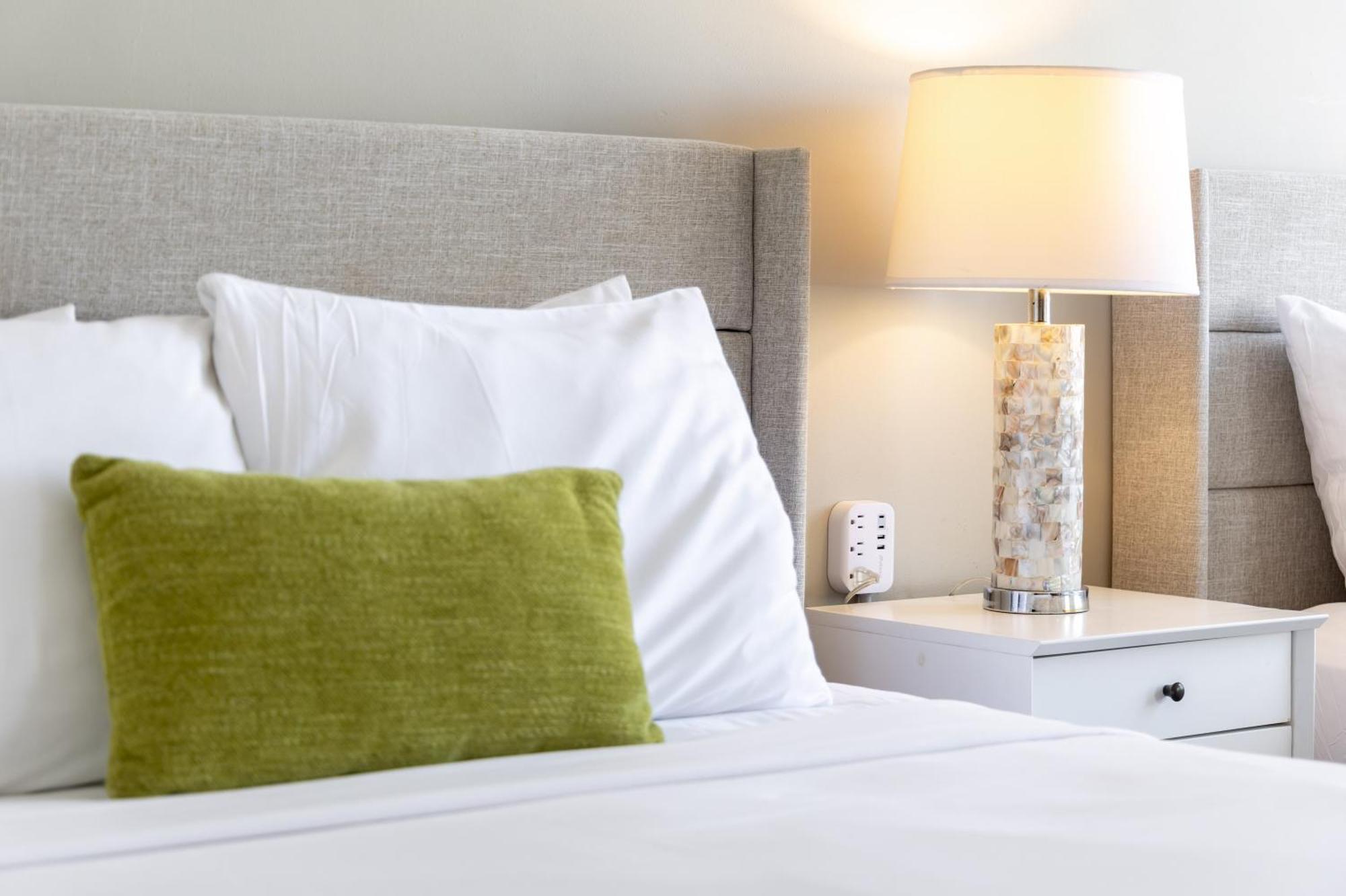 Aloha Vibes With Ocean Views, Near Beach & Parking! Honolulu Exteriör bild